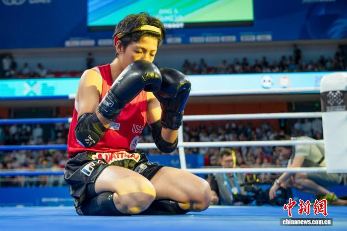 成都世运会中的00后学霸拳手刘晓慧：泰拳带给她