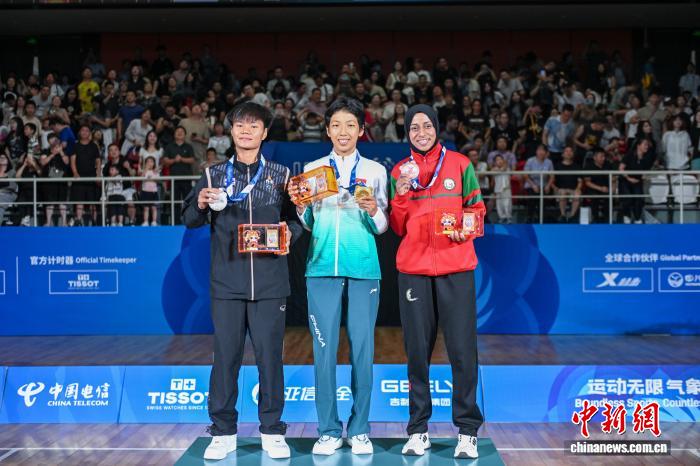 成都世运会中的00后学霸拳手刘晓慧：泰拳带给她